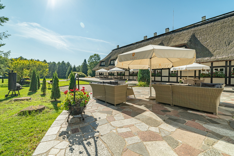 Letni taras restauracyjny